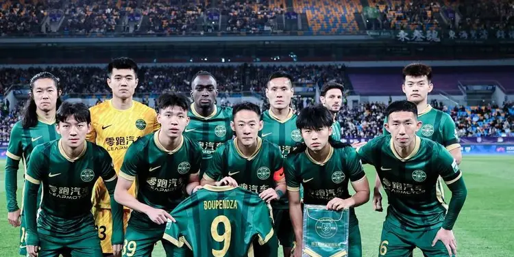 中国冰壶男队取得冬奥落选赛4连胜